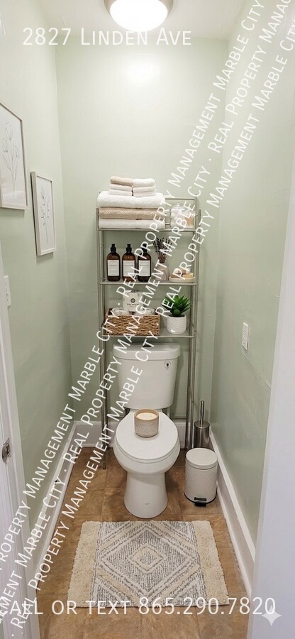 Building Photo - 2827 Linden Ave