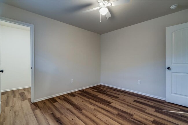 Building Photo - 12716 Heritage Oaks Dr