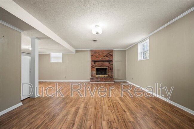 Building Photo - 209 Hampton Rd