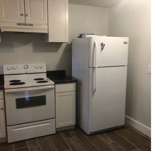 Kitchen - 4302 South Washington Street