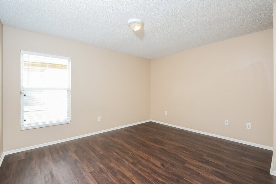 Building Photo - 3072 Natoma Way