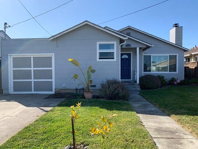 Primary Photo - 1522 2nd Ave