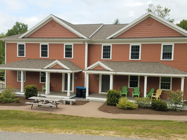 Building Photo - 42 Cottage Ln
