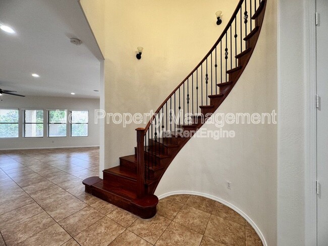 Building Photo - 14141 N 136th Ln