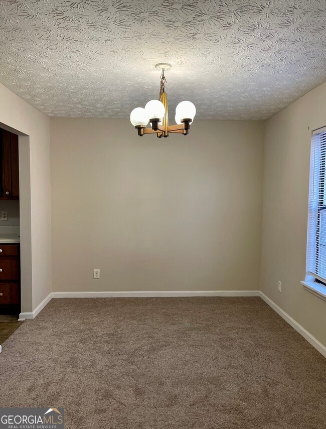 Building Photo - 5763 N Castlegate Dr