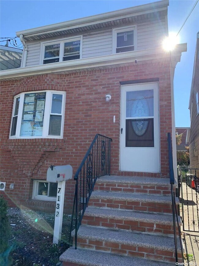 Primary Photo - 71-32-71-58 58th Ave