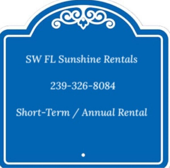 Building Photo - 5240 Chiquita Blvd S