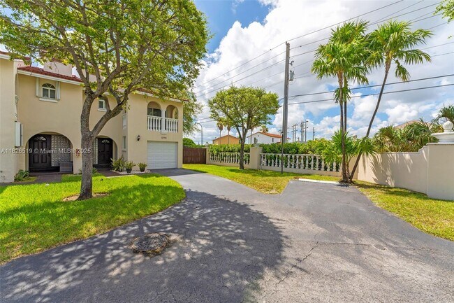 Building Photo - 13751 SW 160th St