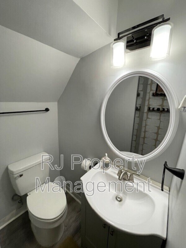 Building Photo - 3228 N Waynoka Cir