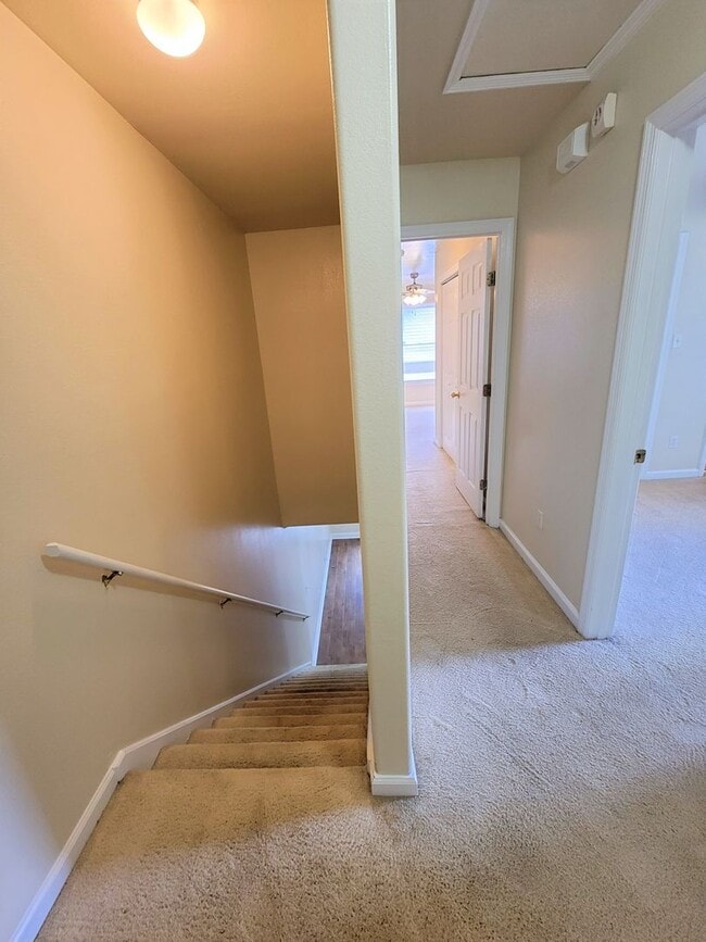 Building Photo - 3 bedroom town home for rent starting June 8, 2026, renting for $1800, includes privacy fenced ya...