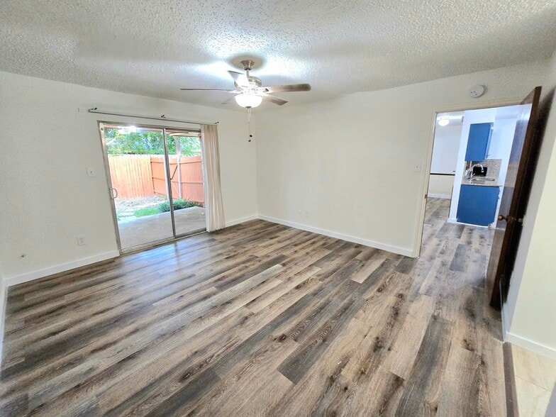 Building Photo - 1001 Hunters Creek Dr