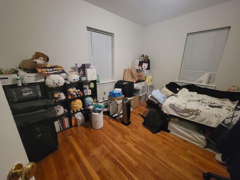 Building Photo - 63 Selkirk Rd