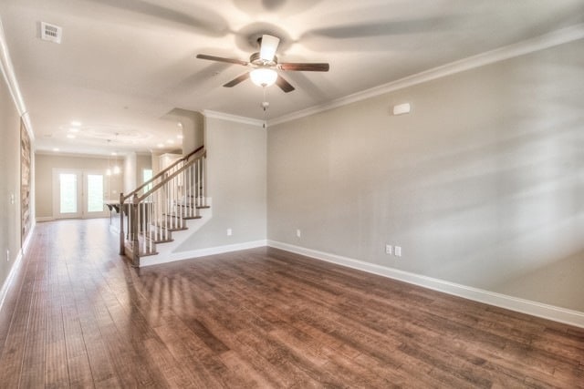 Building Photo - 1457 Channing Dr