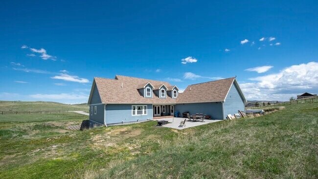 Building Photo - 51 Rolling Glen Loop