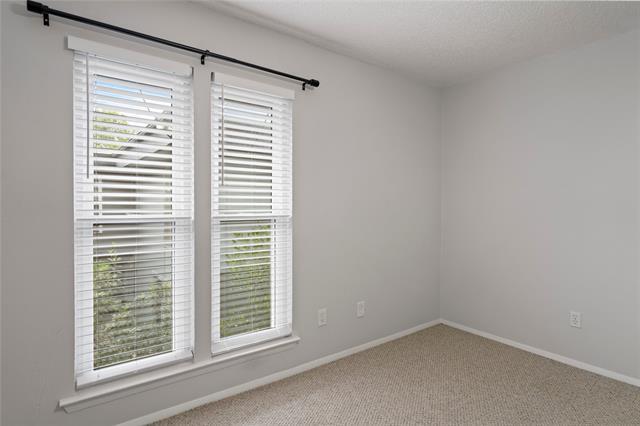 Building Photo - 4020 Holland Ave