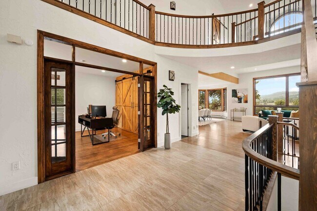 Building Photo - Exquisite Lookout Mountain Estate – Where ...