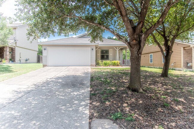 Building Photo - 180 Onyx Lake Dr