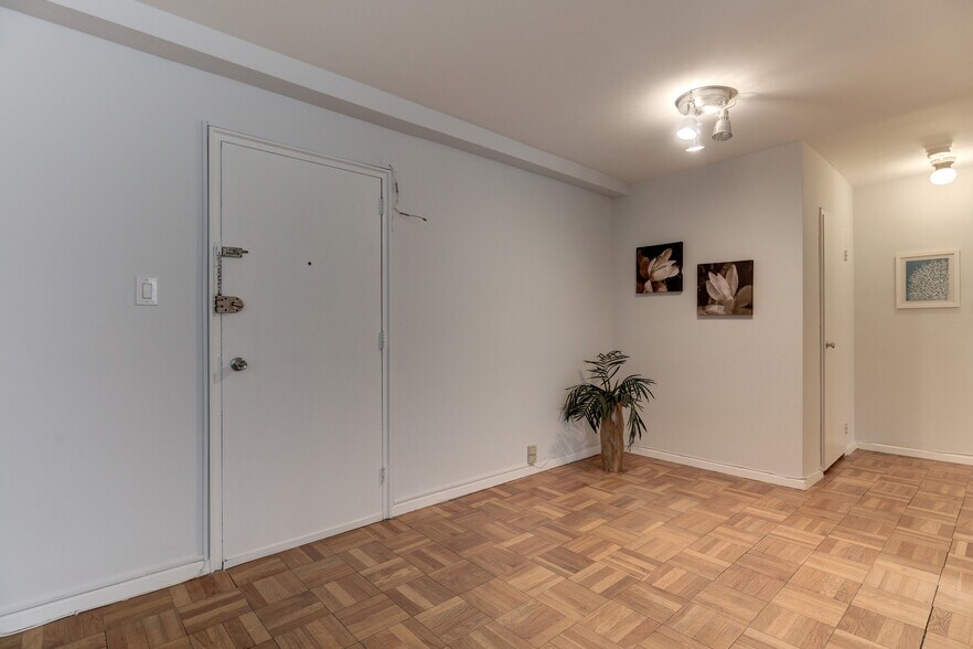 Open Layout - 4100 W St NW
