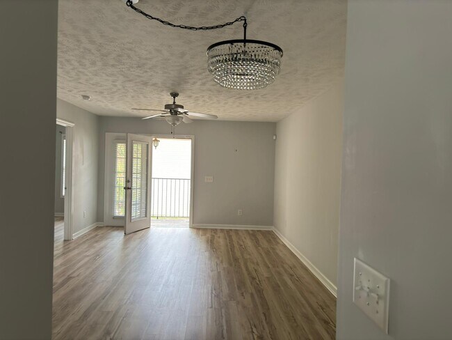 Building Photo - 3211 Sperry Branch Way