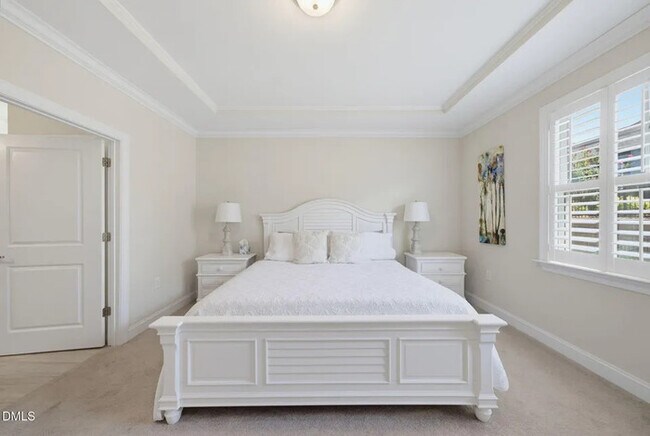 Building Photo - Lease OR Lease to Own