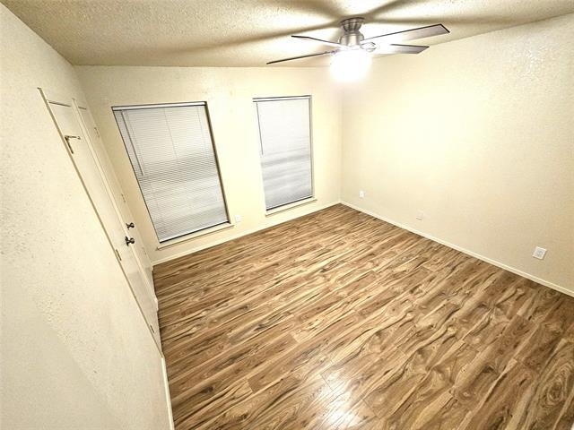 Building Photo - 724 Bluebonnet Dr