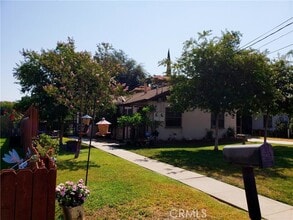 Building Photo - 3931 Everest Ave
