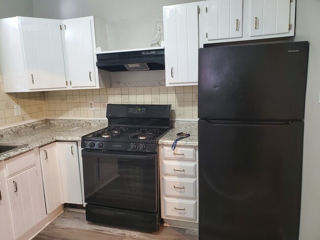 Building Photo - 6336 Wheeler St