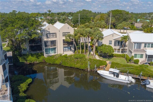 Building Photo - 3901 SE St Lucie Blvd
