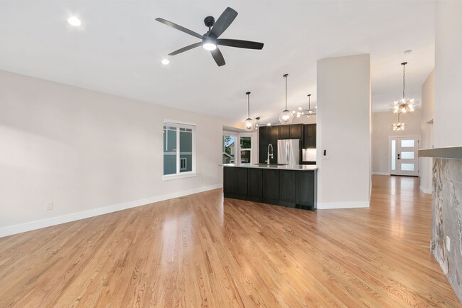 Counter Seating from Family Room - 417 Promontory Dr