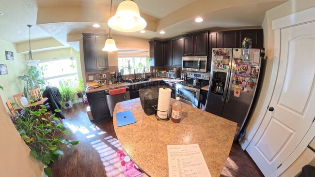 Building Photo - 5021 Brookfield Dr