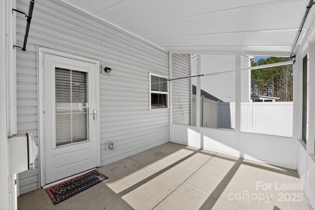 Building Photo - 5803 Camp Ct