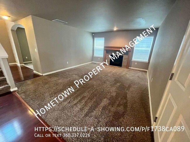 Building Photo - Large 4 Bedroom home in Horizon Pointe!