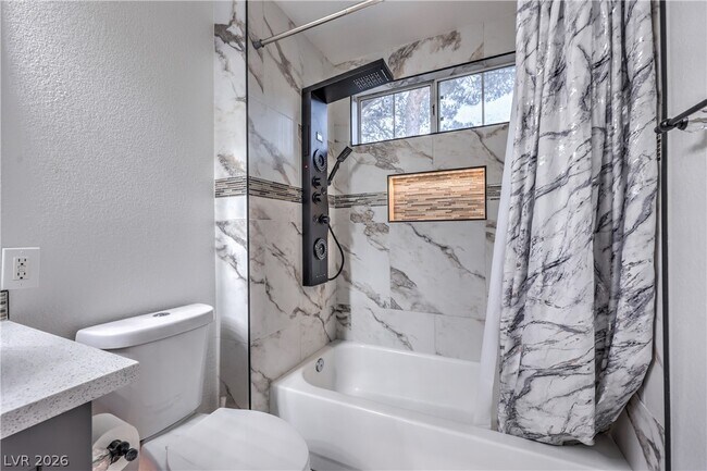 Building Photo - 2402 Legacy Island Cir
