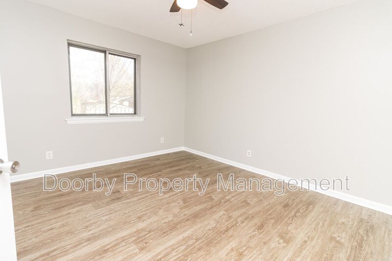 Building Photo - 3600 Oakland Ter