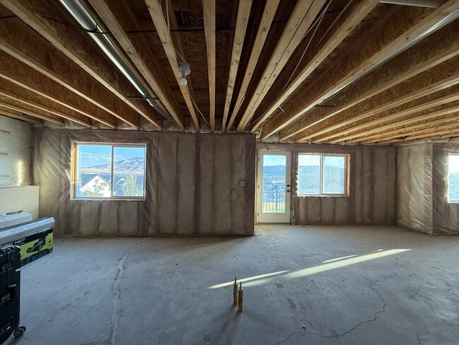 Building Photo - 1743 Olympus Dr