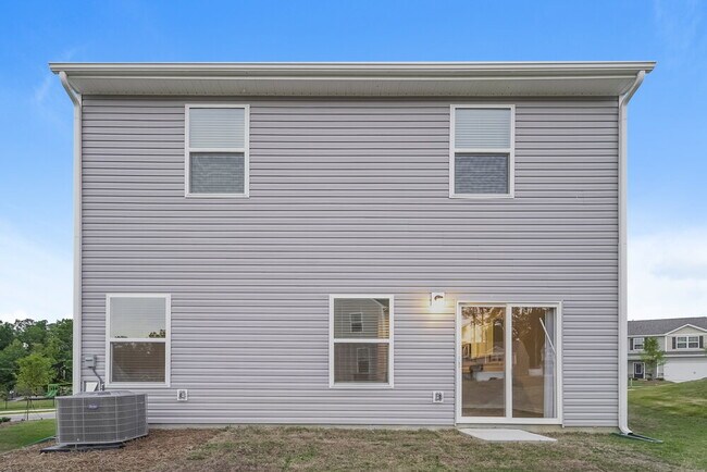 Building Photo - 8050 Moose Crk Dr