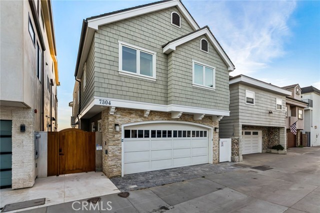 Building Photo - 7304 W Oceanfront