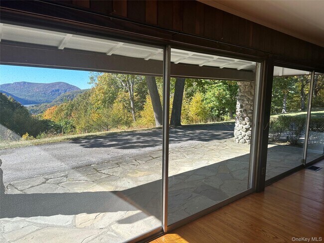 Building Photo - 376 Lane Gate Rd