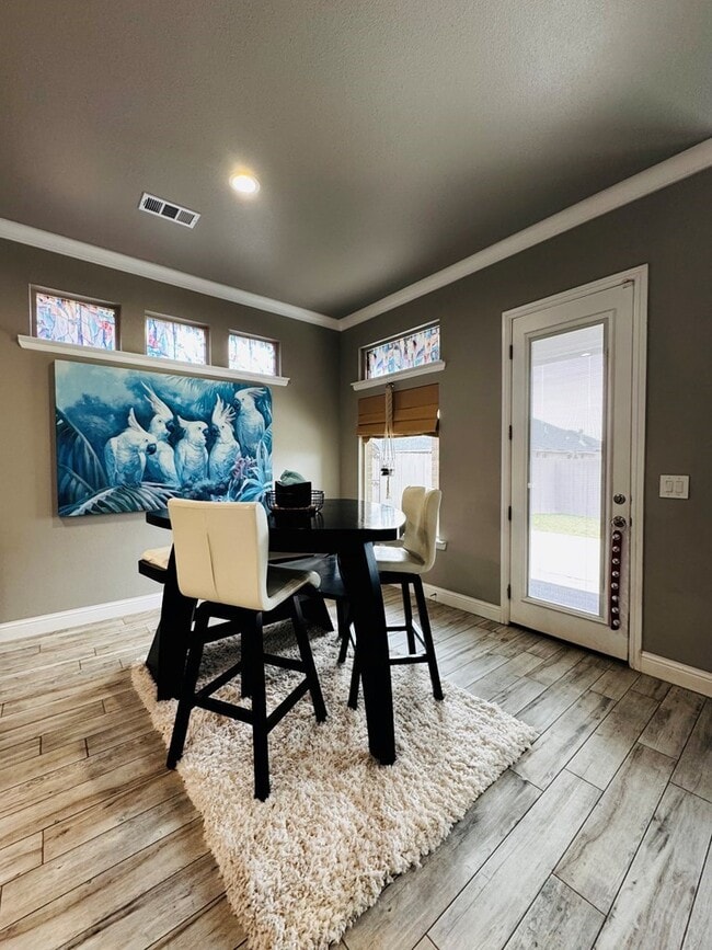Building Photo - 8632 Alnwick Dr
