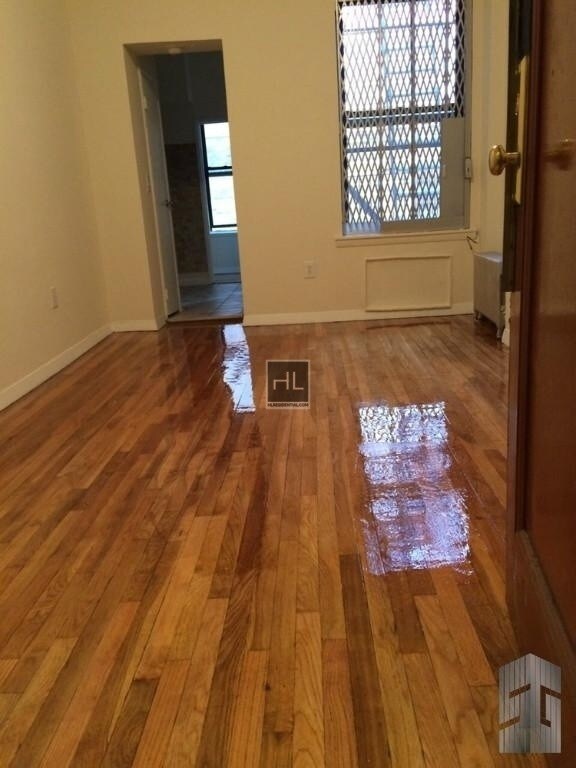 Building Photo - 2011 Ocean Ave