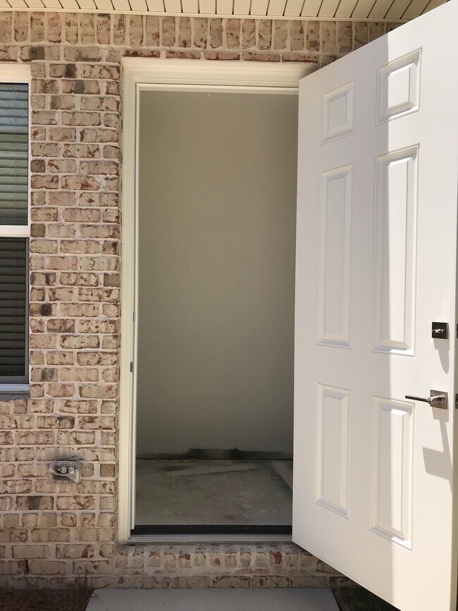 Building Photo - 311 Bailey Dr