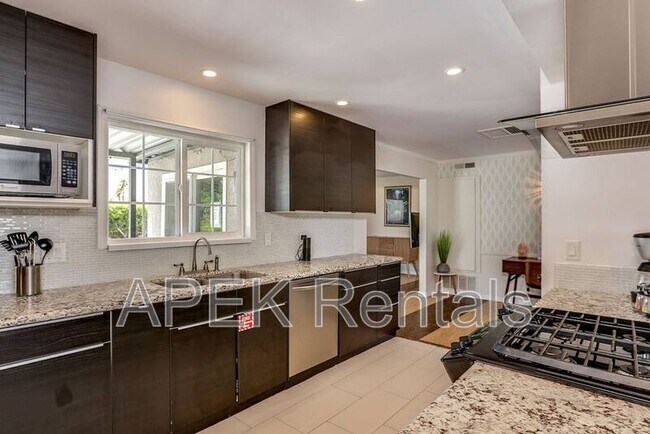 Building Photo - 2415 E Finley Rd