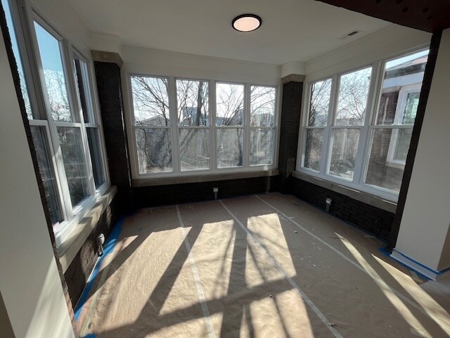 Building Photo - 1250 W Eddy St