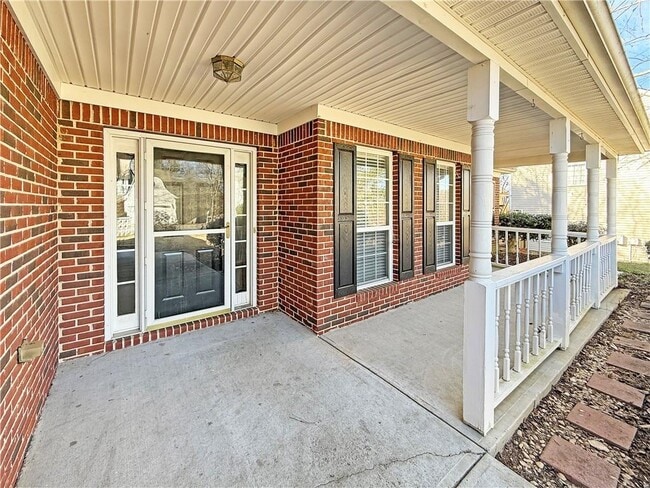 Building Photo - 3028 Express Ln NE