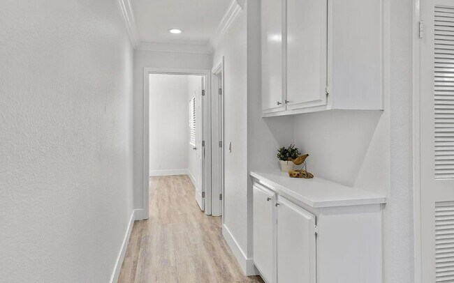 Building Photo - EXPERIENCE THE SOLITUDE OF TURTLE ROCK VILLAGE —3 Bedroom/2 Bath Condo
