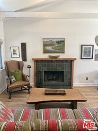 Building Photo - 220 France Cir