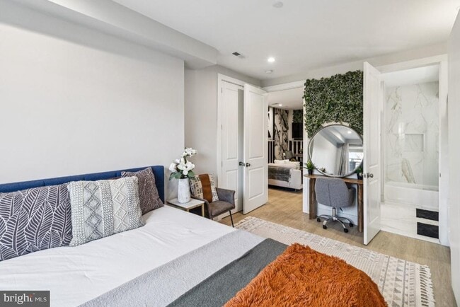 Building Photo - 3523 14th St NW