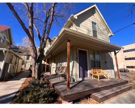 Building Photo - 318-320 W Myrtle