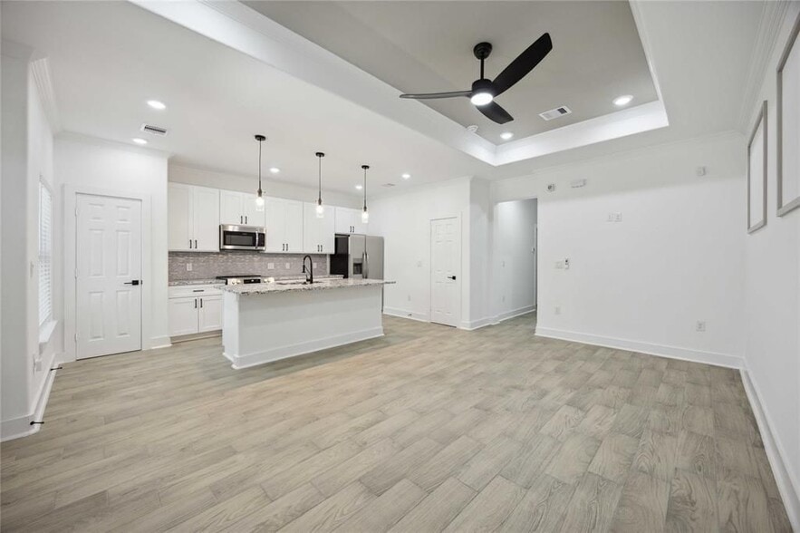 Building Photo - 7832 Booker St