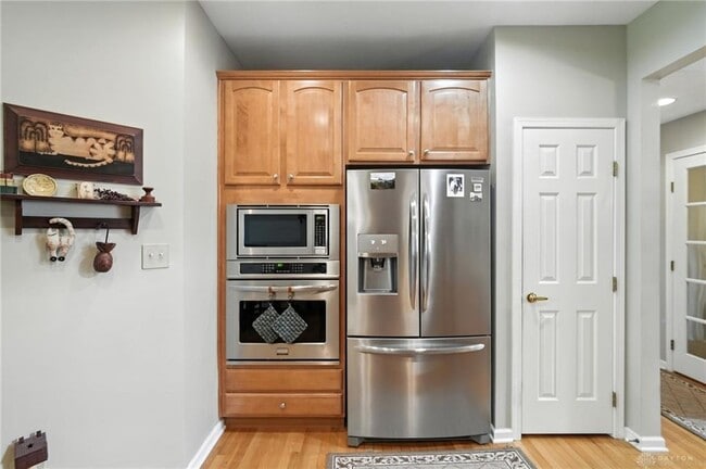 Building Photo - 3749 Whisper Creek Dr